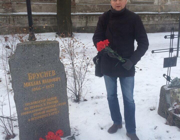 Карачаево-Черкессия. Коммунисты чтут память одного из первых марксистов России, ученого-полярника, казака М.И. Бруснева
