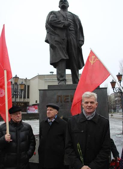 Калининград. Коммунисты почтили память Ленина