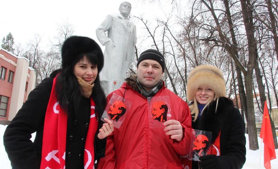 Имя и дело В.И. Ленина – бессмертно. Торжественные возложения цветов прошли в городах и райцентрах Рязанской области