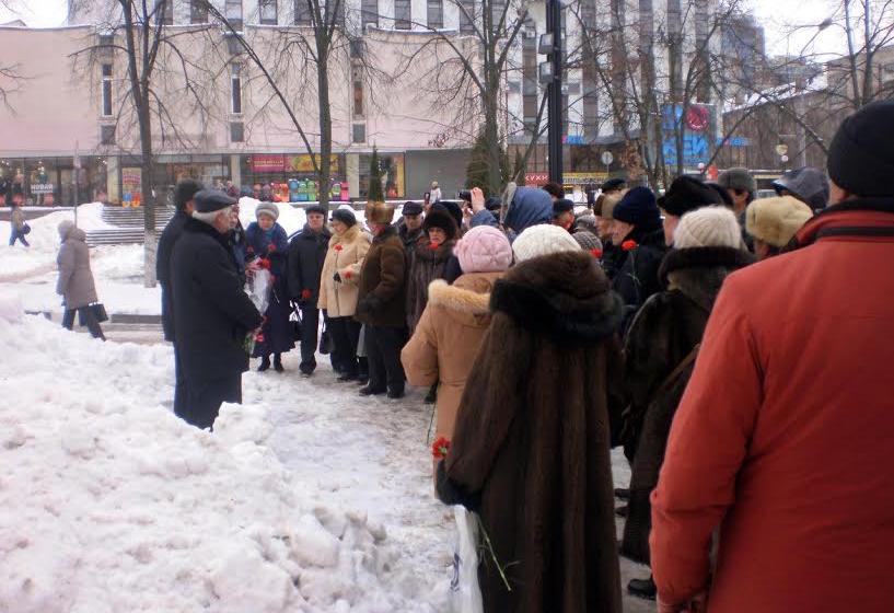 Белгородская область. В день памяти Вождя мирового пролетариата целый ряд комсомольцев пополнили ряды партии Ленина!