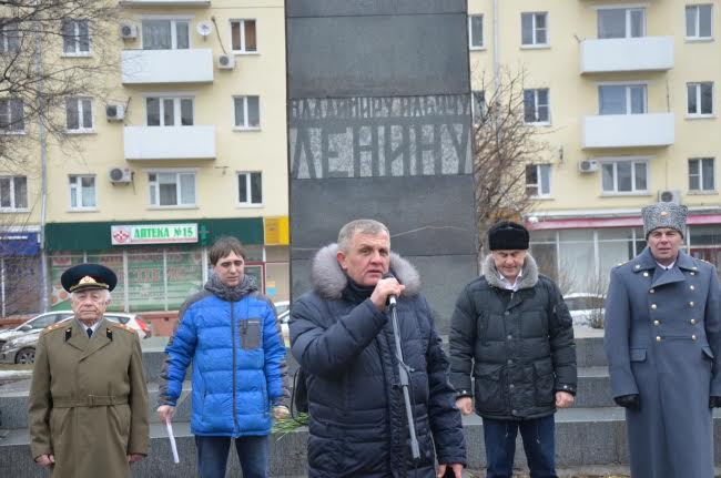 В Ростове-на-Дону участники митинга потребовали смены социально-экономического курса, Президента и Правительства страны