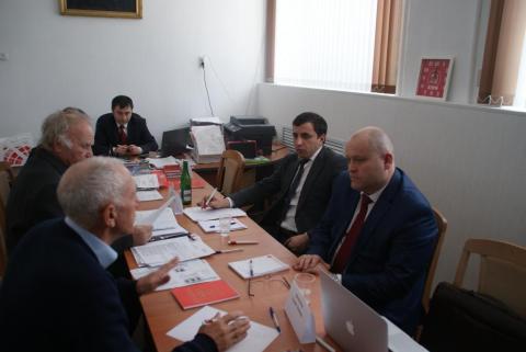 Карачаево-Черкесская Республика. В приемной в Черкесске А.Ж. Бифова проведен прием избирателей 