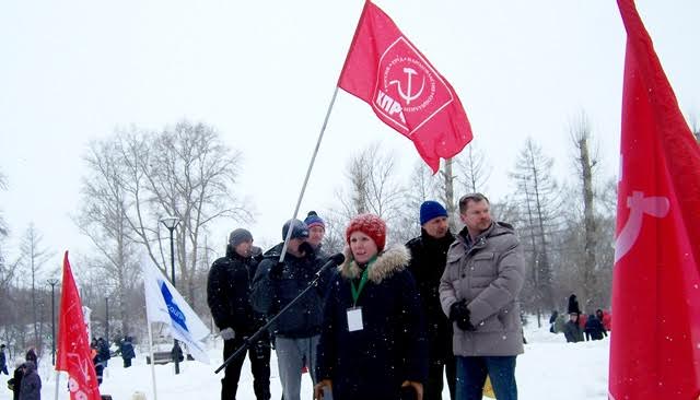 «Требуем санации Татфондбанка!». В Татарстане обманутые дольщики «приросли» обманутыми вкладчиками