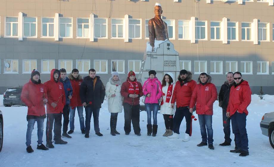 Впервые по городам Арктического региона прошел автопробег КПРФ и ЛКСМ