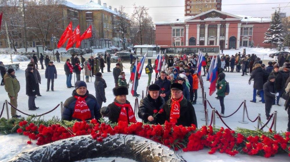 В Перми состоялась торжественная церемония, посвящённая 74-й годовщине победы в Сталинградской битве