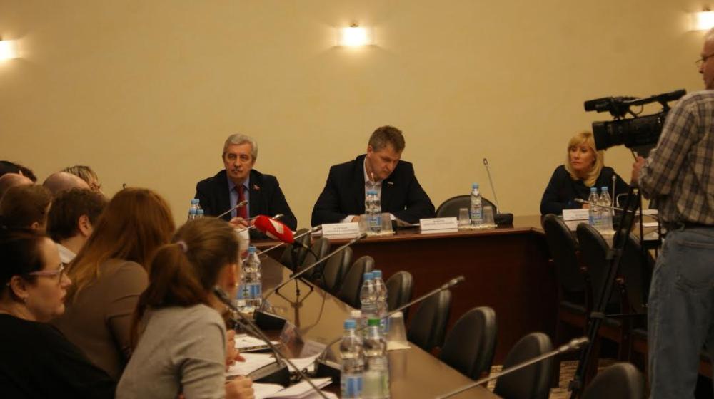 В Госдуме прошло заседание рабочей группы по доработке законопроекта Алексея Куринного о перевозке детей-инвалидов