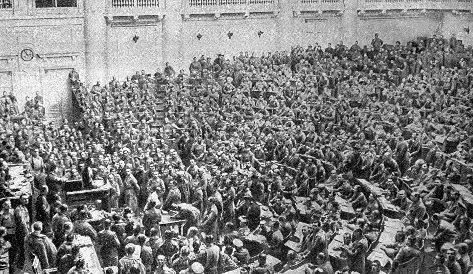 Проект KPRF.RU "Хроника революции". 20 марта 1917 года: Ленин пишет «Письма из далека», Николай Романов играет в Ставке в безик, «Россией правит «митинг» 