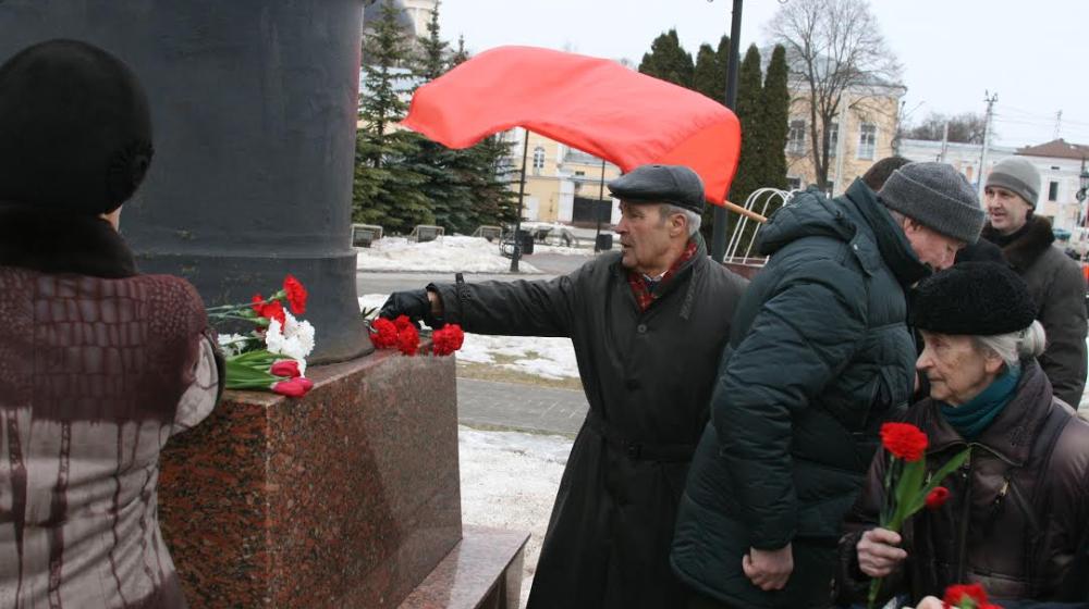 Калуга. Сталин — наше знамя боевое!