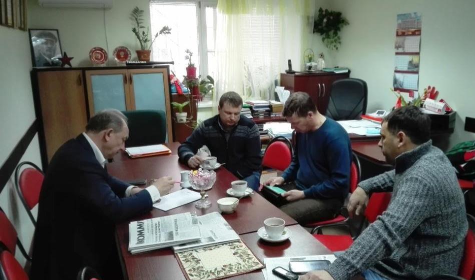 Саратов. Валерий Рашкин встретился с активистами бастующих дальнобойщиков