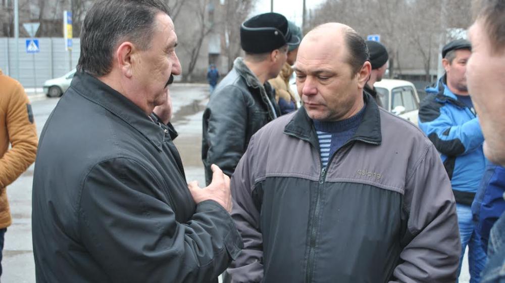 Астраханские коммунисты поддержали акцию дальнобойщиков