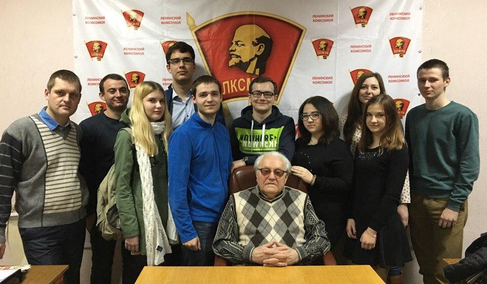 Белгородские комсомольцы провели круглый стол  к дню памяти И.В. Сталина