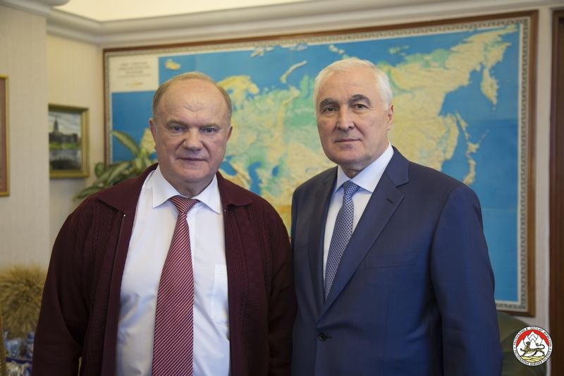 Г.А. Зюганов провел рабочую встречу с Президентом Республики Южная Осетия Леонидом Тибиловым
