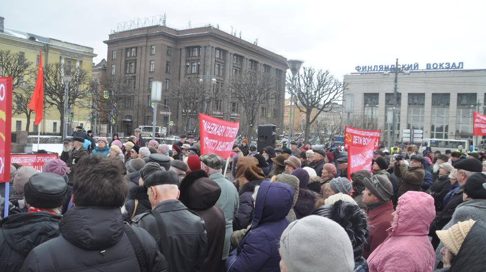 Дети войны на митинге в Петербурге потребовали достойной жизни
