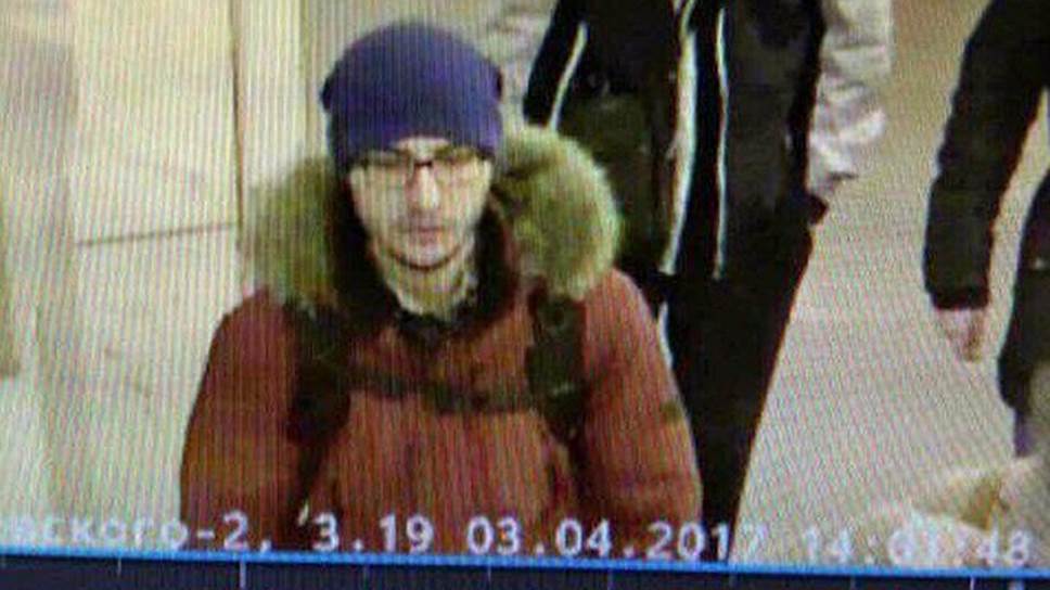 Установлена личность террориста-смертника, взорвавшего бомбу в метро Петербурга
