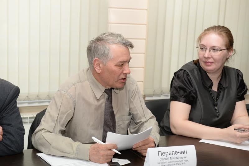 Новосибирские коммунисты провели второй этап круглого стола, посвященного 100-летию Великого Октября