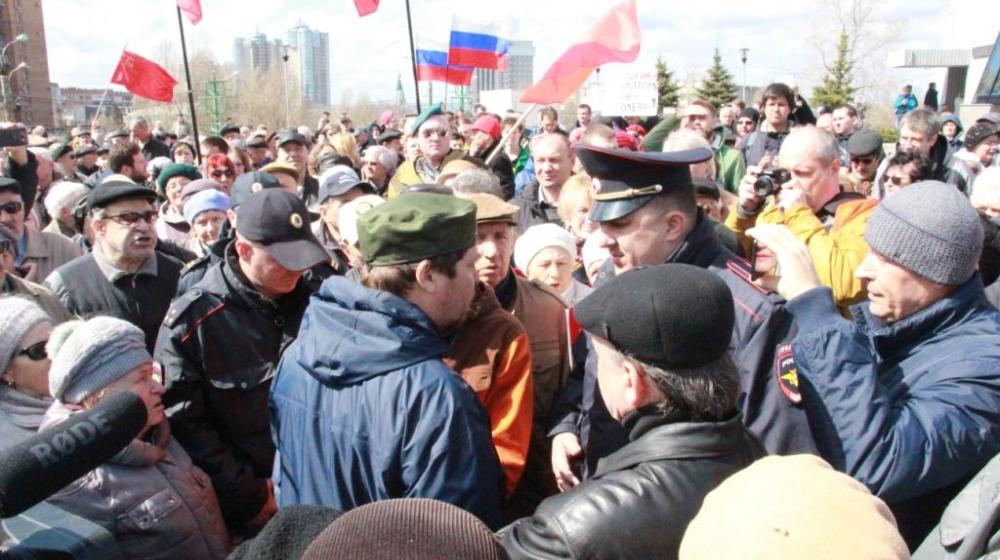 В Самаре прошел многотысячный марш в защиту пенсионеров и отставку Губернатора Меркушкина