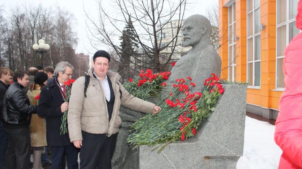 «Ленин жив!».  Комсомольцы Ямала провели необычную акцию