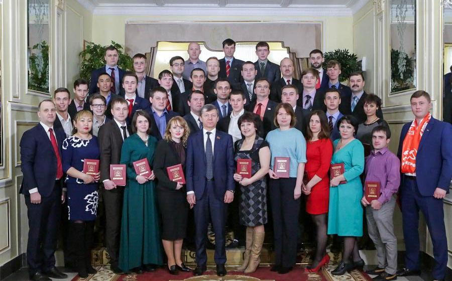 В Центре политической учёбы ЦК КПРФ Д.Г. Новиков поздравил выпускников двадцать первого потока слушателей