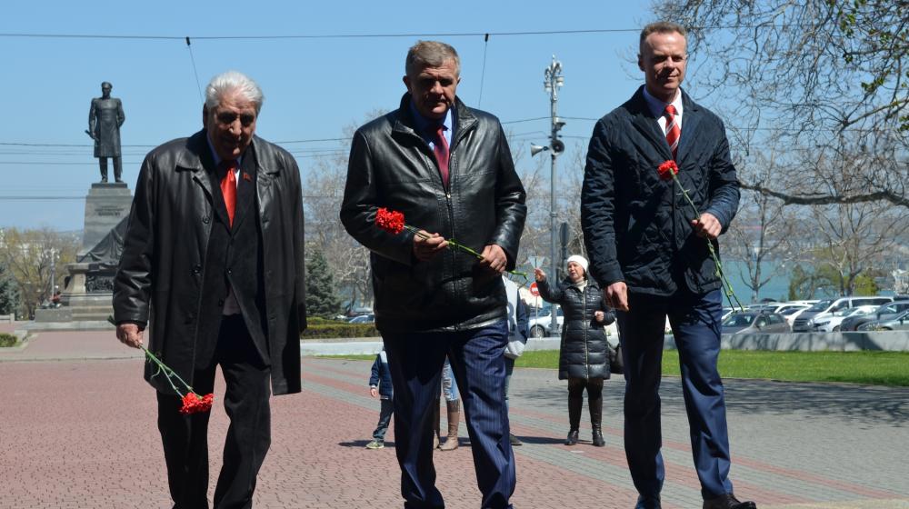 Севастопольские коммунисты отметили День рождения Владимира Ленина и провели отчётную онференцию 