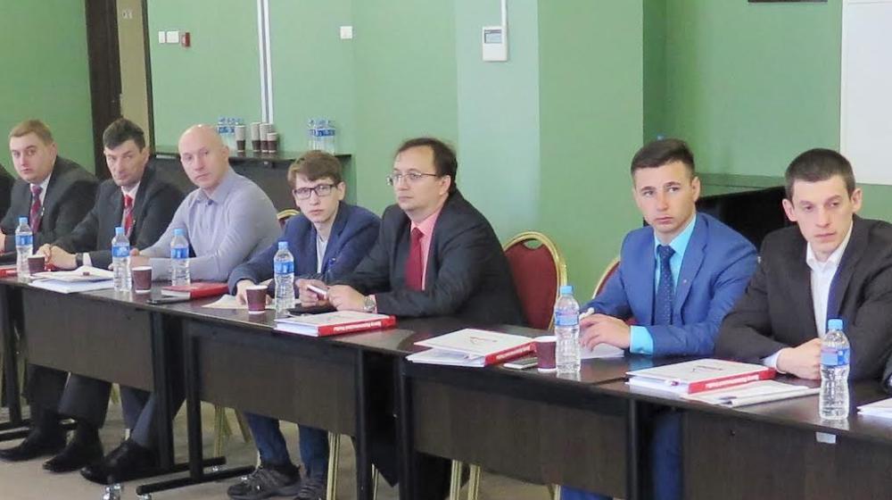 Центр политической учёбы ЦК КПРФ принял новый поток слушателей. Участие в открытии курса приняли Д.Г. Новиков и Ю.В. Афонин