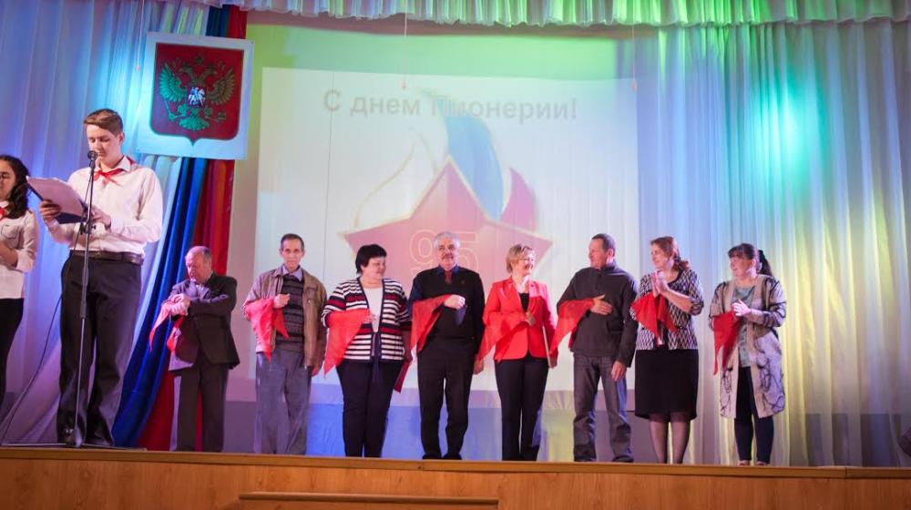 Томская область. «Воспитать созидателя». Наталья Барышникова поздравила участников Молчановского районного пионерского слёта