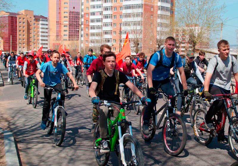 Комсомольцы Бурятии провели велопробег, посвященный Дню Победы