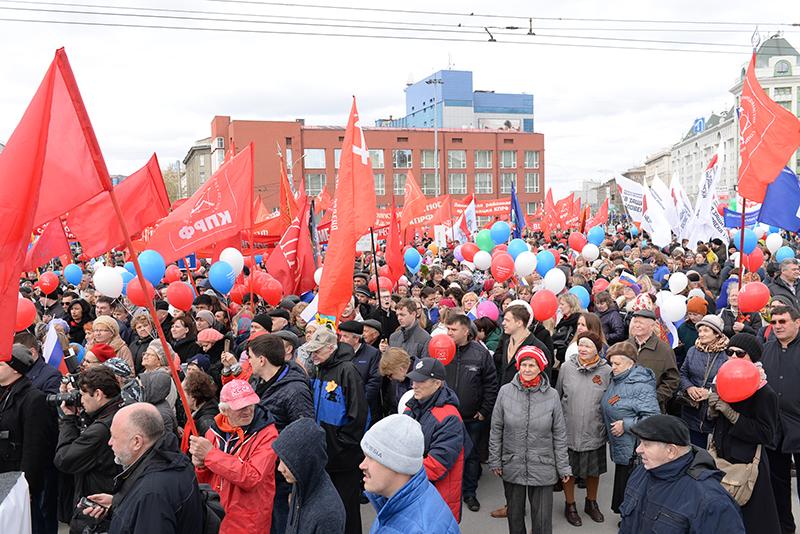Новосибирские коммунисты приняли участие в общегородском праздновании 1 мая 
