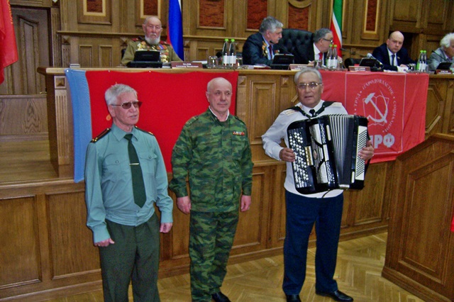 Фракция КПРФ в Госсовете Татарстана провела конференцию  в честь 100-летия Великого Октября