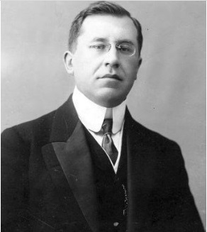 Проект KPRF.RU "Хроника революции". 31 мая 1917 года: Отменены телесные наказания для заключенных военно-тюремных заведений, ушел в отставку министр торговли и промышленности А.А. Коновалов