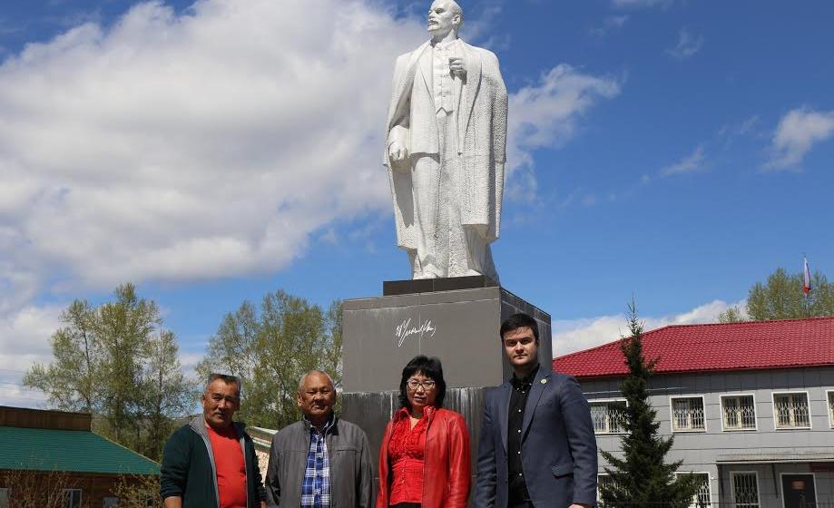 Представители Тувинского рескома КПРФ побывали в городе Туране