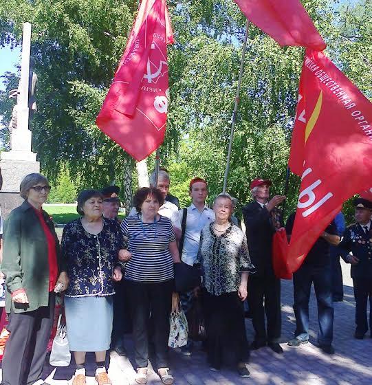Саратов: День памяти и скорби