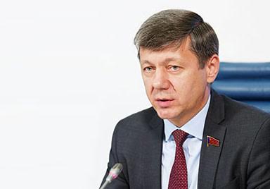 Д.Г. Новиков: «Лучшая память о героях прошлого – продолжение их дела». Заместитель Председателя ЦК КПРФ ответил на вопросы «Авторадио–Благовещенск»