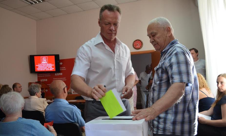 Севастопольские коммунисты выдвинули кандидата на пост Губернатора