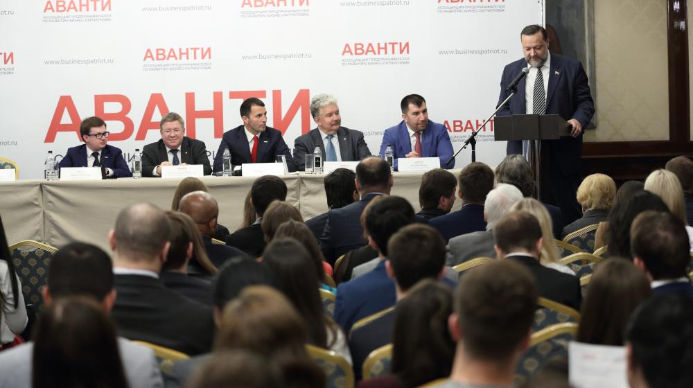 П.С. Дорохин: «Бизнес-патриотизм начинается с народных предприятий»