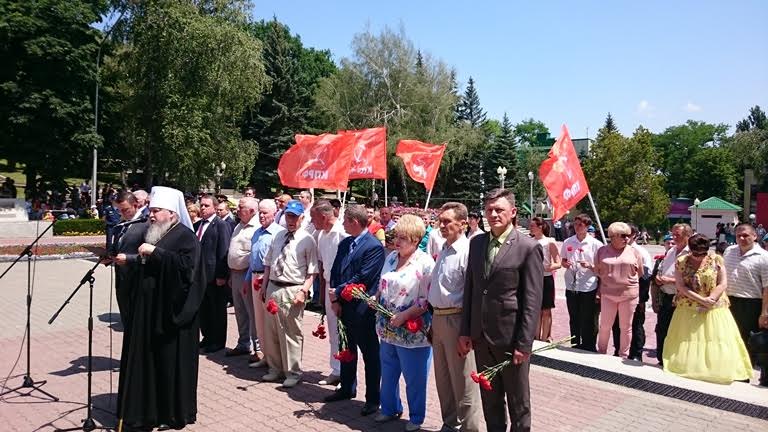 Лидер коммунистов Ставрополья Виктор Гончаров в День памяти и скорби: «Мы должны быть бдительными»