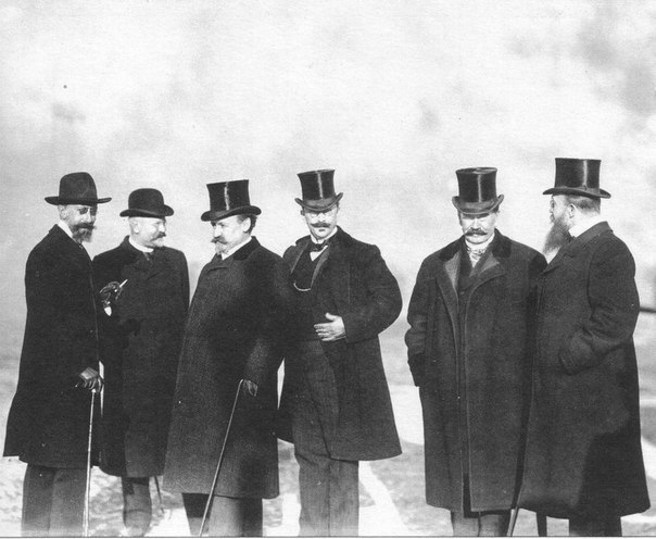 Проект KPRF.RU "Хроника революции". 14 июня 1917 года: Исполком Петроградского Совета принял тезисы к Стокгольмской конференции и утвердил порядок работы Всероссийского съезда Советов