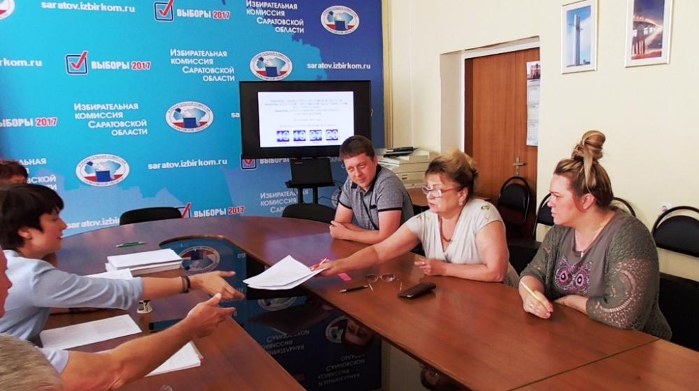 Все кандидаты областного списка КПРФ на выборах в депутаты Саратовской областной думы шестого созыва зарегистрированы. Ольга Алимова представила в облизбирком листы поддержки  для прохождения «муниципального фильтра» 
