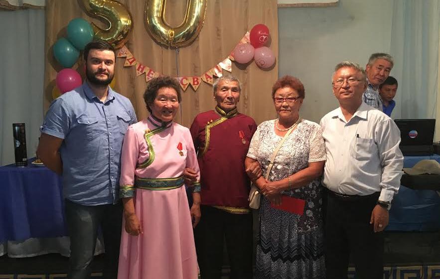 Тувинские коммунисты на празднике ветеранов партии