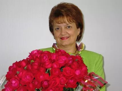  Кандидат в Губернаторы Саратовской области Ольга Алимова поздравила земляков с Днем любви, семьи и верности