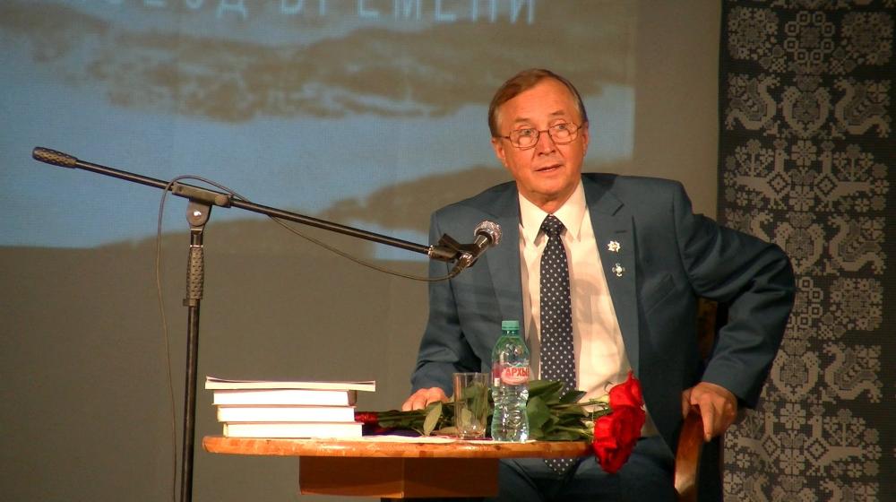 Г.А. Зюганов поздравил с днем рождения народного артиста России Н.П. Бурляева
