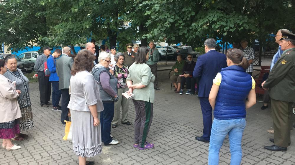 Кандидат в губернаторы Белгородской области от КПРФ Станислав Панов провел встречи с жителями Белгорода