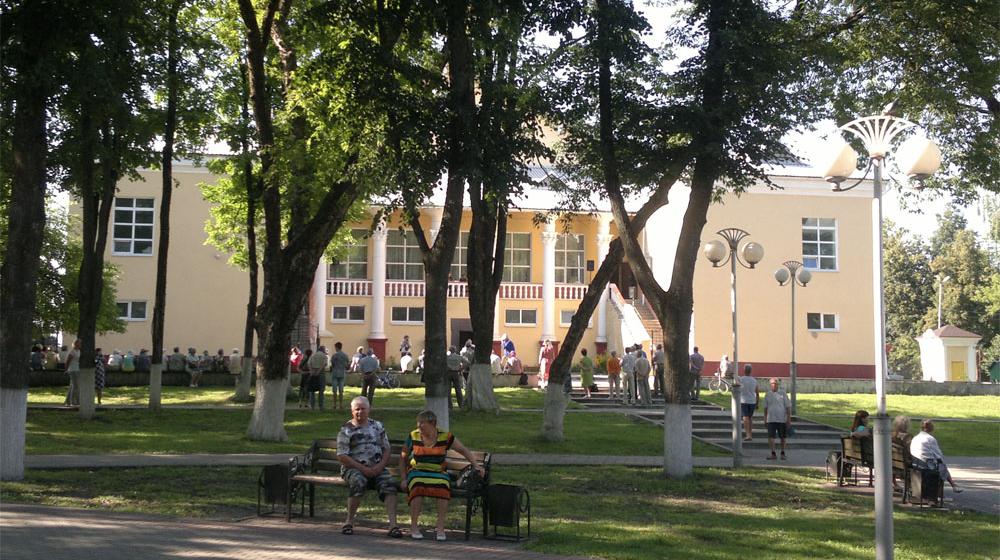 К 100-летию Великого Октября брянские коммунисты организовали выездные концерты «Песни великой эпохи»