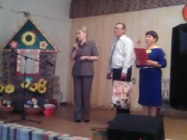 Кандидат в губернаторы Новгородской области О.А.Ефимова приняла участие в торжествах по случаю дня села Любницы