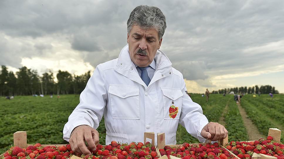Директор совхоза имени Ленина Павел Грудинин: "Надо думать о людях, а не выпендриваться"