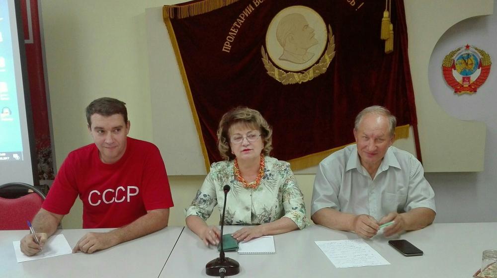 Состоялась совместная пресс-конференция лидеров Саратовского и Московского отделений КПРФ