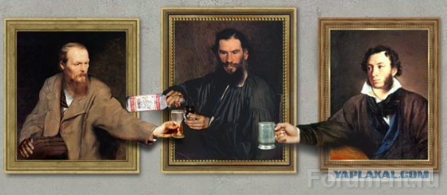 "Кто не курит и не пьет...". Почти 40% россиян вообще не употребляют алкоголь, выяснил ВЦИОМ