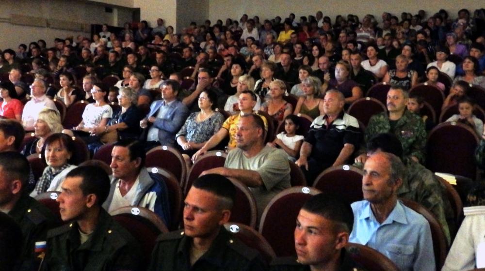 Оренбургская область. Депутаты-коммунисты приняли участие в благотворительном концерте в селе Тоцкое