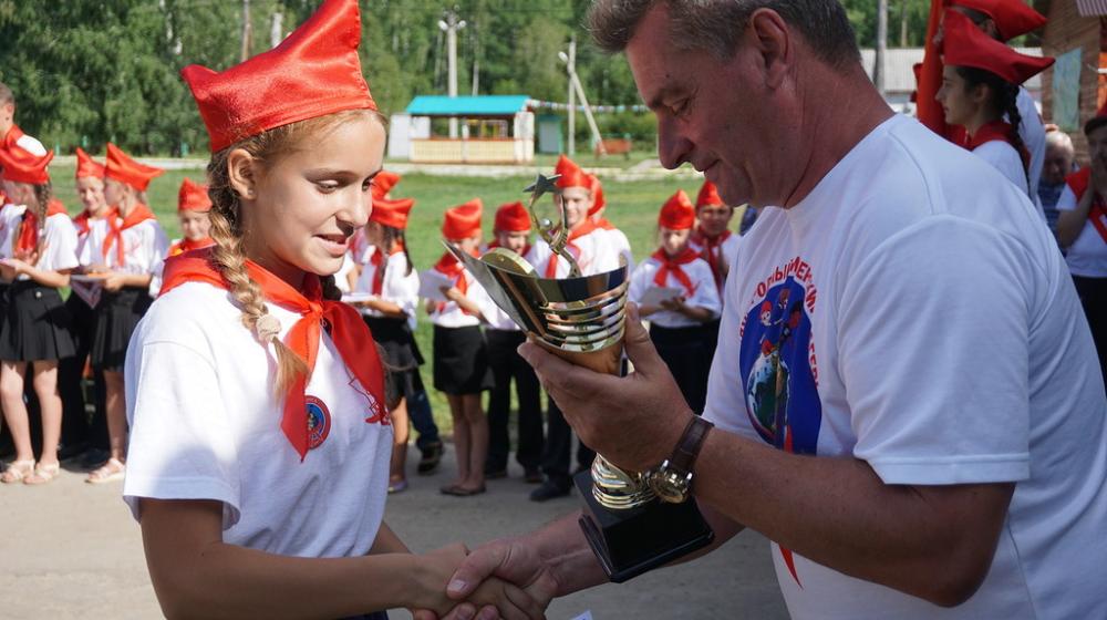 Иркутская область. Завершился сезон в пионерском лагере «Алые паруса»