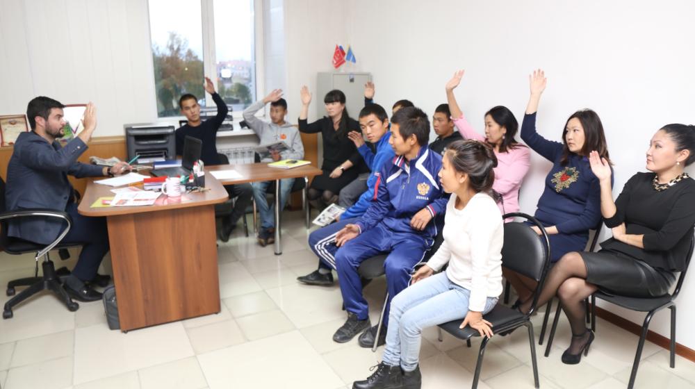 Тувинские комсомольцы провели Конференцию