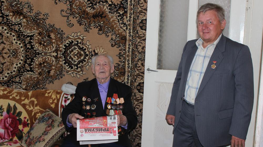 Волгоградская область. Свой 100-летний юбилей отметил человек-легенда, ровесник революции А.М. Долгов